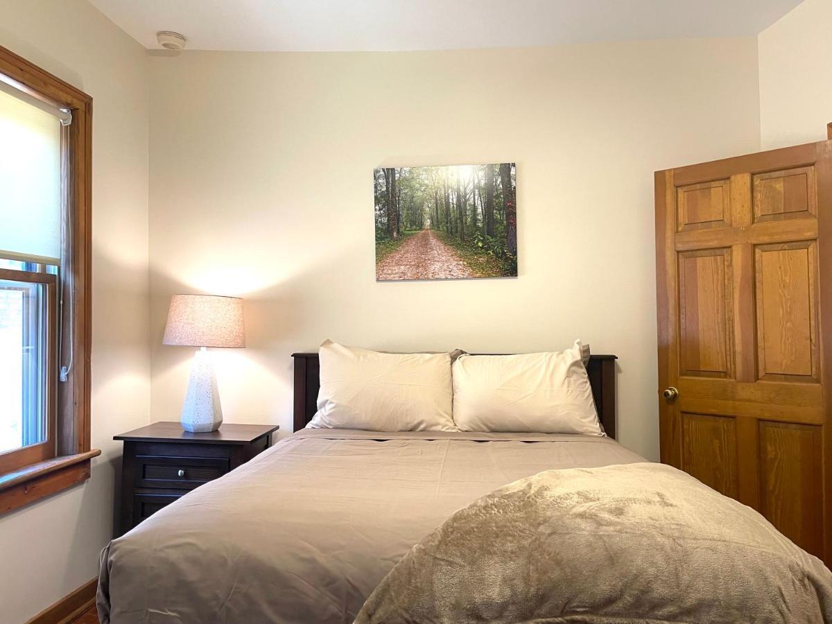 Riverboat Suites Галена Экстерьер фото